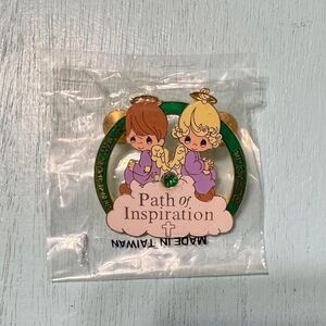 Precious Moments Angel Pin Collection Club Pin New in package Vintage Y2K